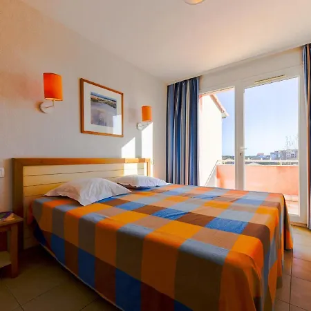 Apartment In Catalana Near Mediterranean Beaches * Ле Баркарес