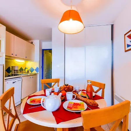 Апартаменты Apartment In Catalana Near Mediterranean Beaches