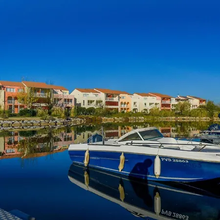 Apartment In Catalana Near Mediterranean Beaches Ле Баркарес